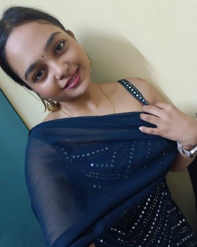Call Girls in Chanakyapuri