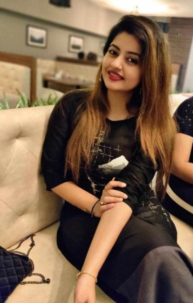 Call Girls in Chanakyapuri