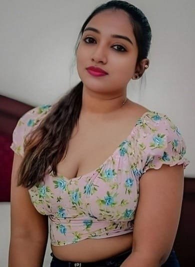 female Call Girls in Chanakyapuri